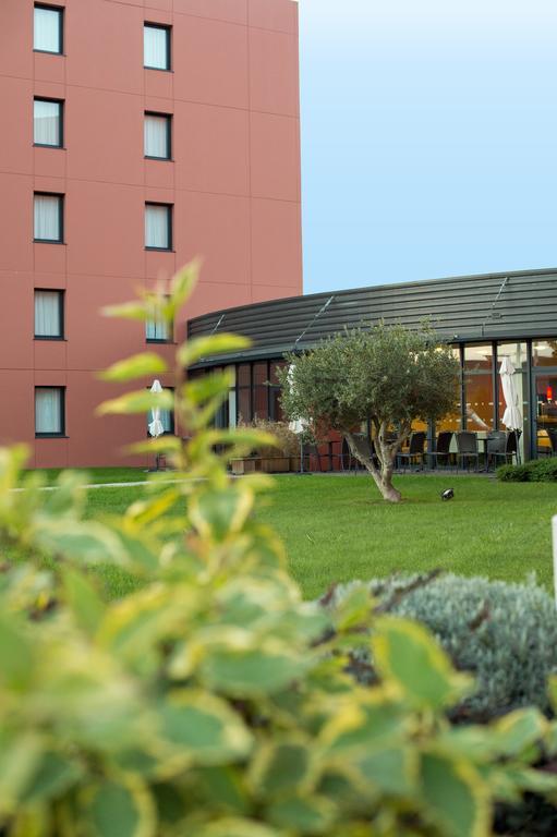 Hotel Eurocentre 2* Toulouse Nord Castelnau-d'Estretefonds Exterior foto